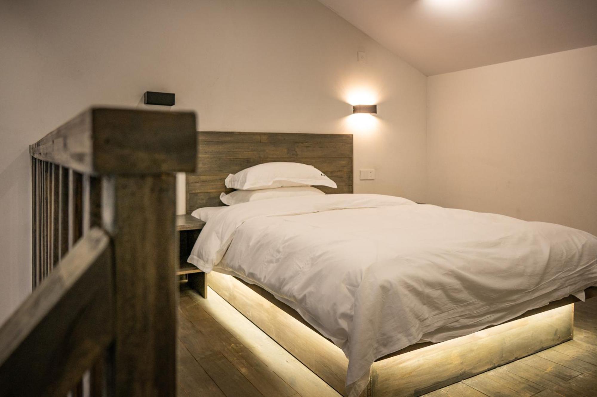 Tingjian Musu Private Soup Design Homestay - South Gate Of Wuzhen Xizha Scenic Area Tongxiang Eksteriør bilde