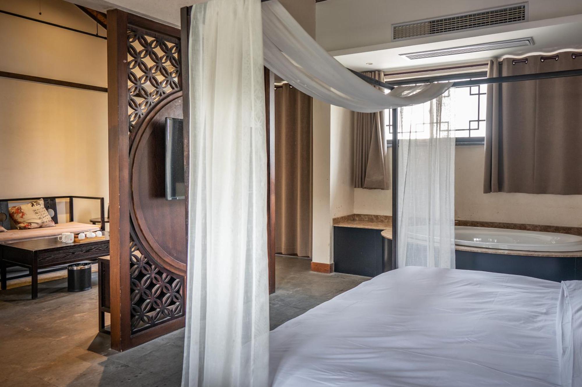 Tingjian Musu Private Soup Design Homestay - South Gate Of Wuzhen Xizha Scenic Area Tongxiang Eksteriør bilde