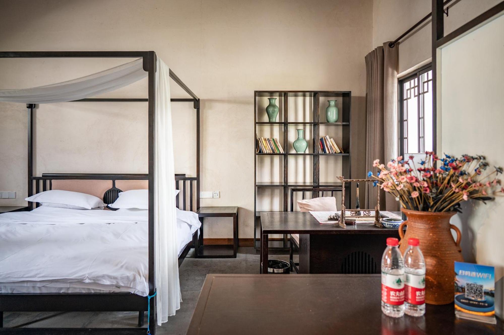 Tingjian Musu Private Soup Design Homestay - South Gate Of Wuzhen Xizha Scenic Area Tongxiang Eksteriør bilde