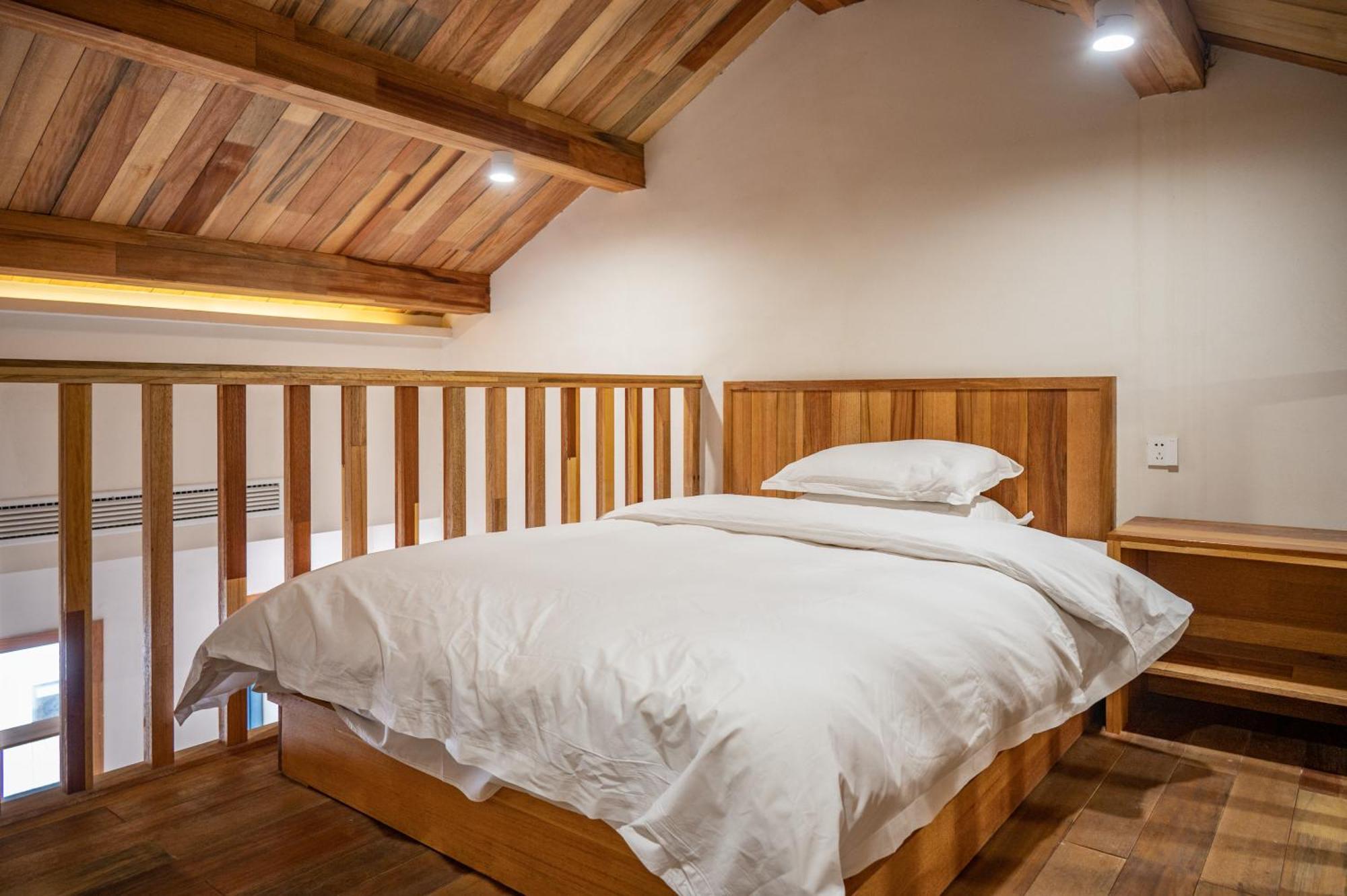 Tingjian Musu Private Soup Design Homestay - South Gate Of Wuzhen Xizha Scenic Area Tongxiang Eksteriør bilde